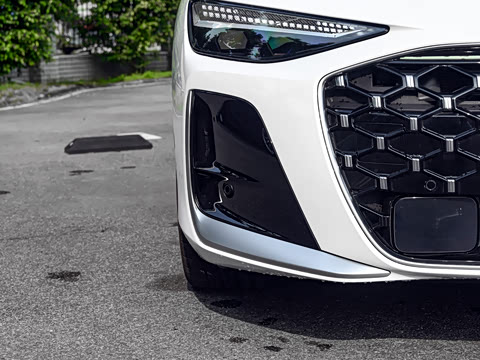 2026�� 2.0T quattro ������
