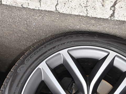 2026�� 3.0 L6 400PS HSE�����