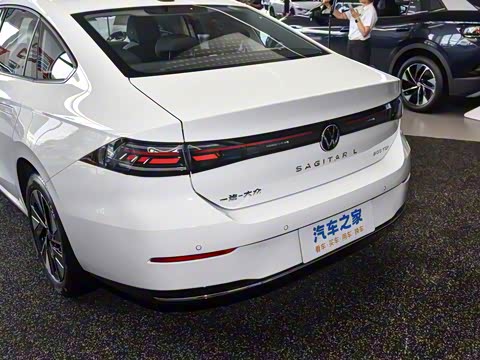 2026�� L 300TSI DSG ��Ӣ��