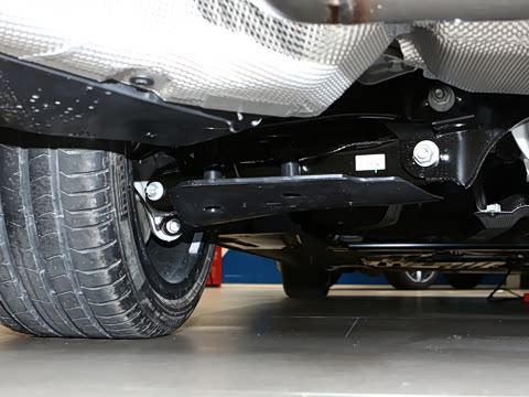 2026�� 330Li �����