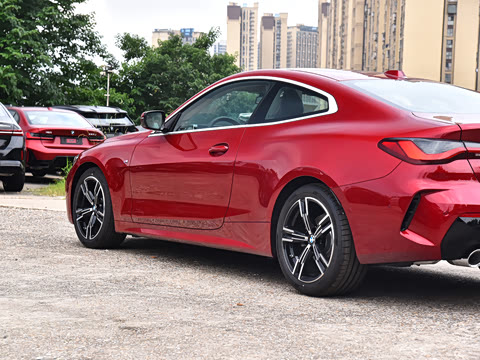 2026�� 425i M�˶���װ