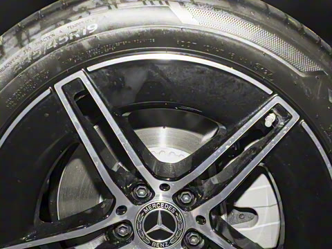 2025�� �Ŀ� E 260 �˶���