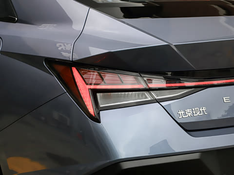 2026�� 1.5L CVT LUX����