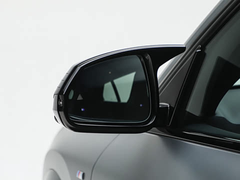 2026�� M35i