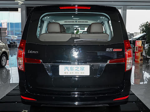 2027�� 2.0L ������ 7��