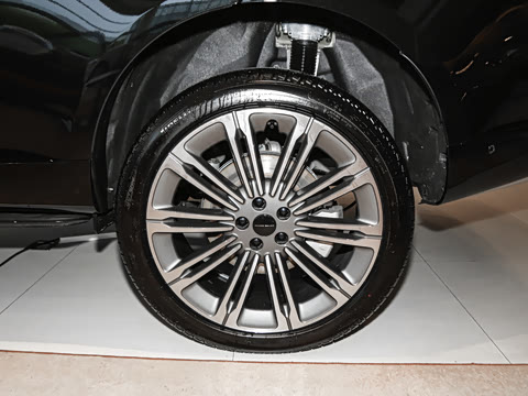 2026�� 3.0 L6 400PS AB�����