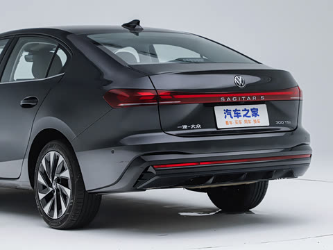 2026�� S 300TSI ������