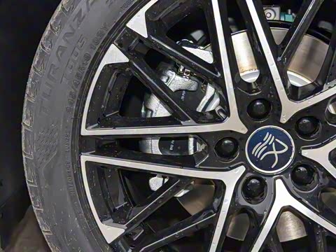 2025�� EV �Ǽݰ� 635KM�콢��