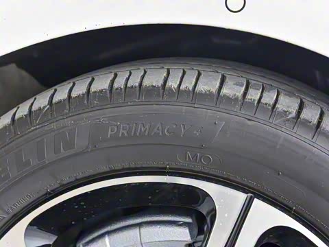 2025�� �Ŀ� A 200 L ʱ����