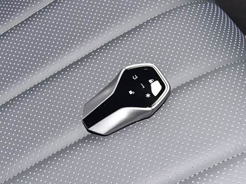 2025�� �Ŀ� 350 Max���������״��