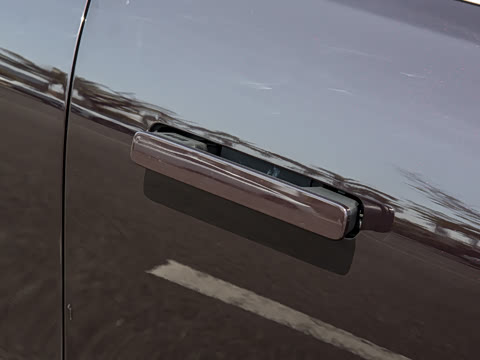 2026�� 225km EM-i Զ�����ǺӰ�