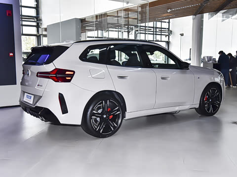 2026�� M50 xDrive