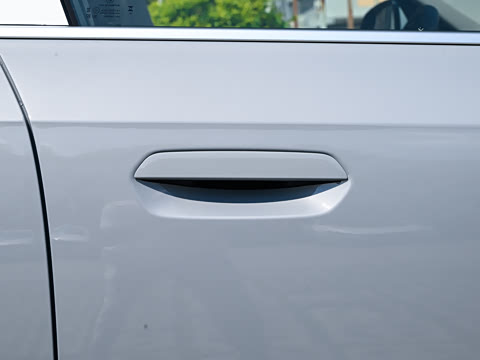2026�� sDrive25Li X�����װ