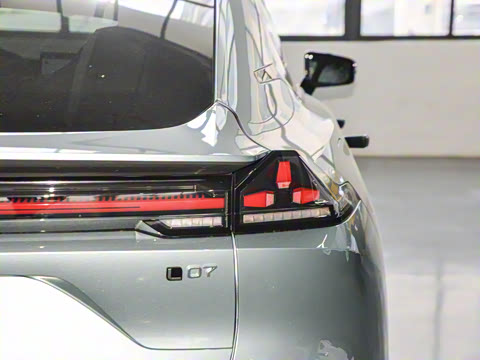 2026�� 550Ultra��ΪǬ��ADS SE��