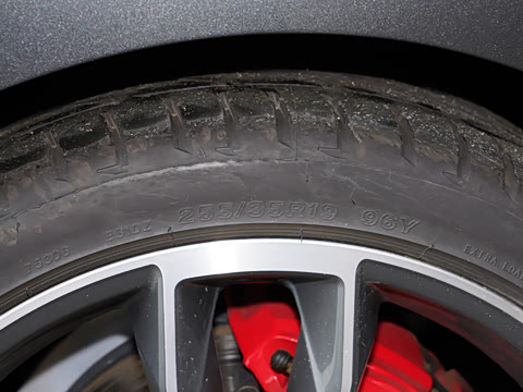 2025�� Sportback ��ذ� 40 TFSI quattro ����������