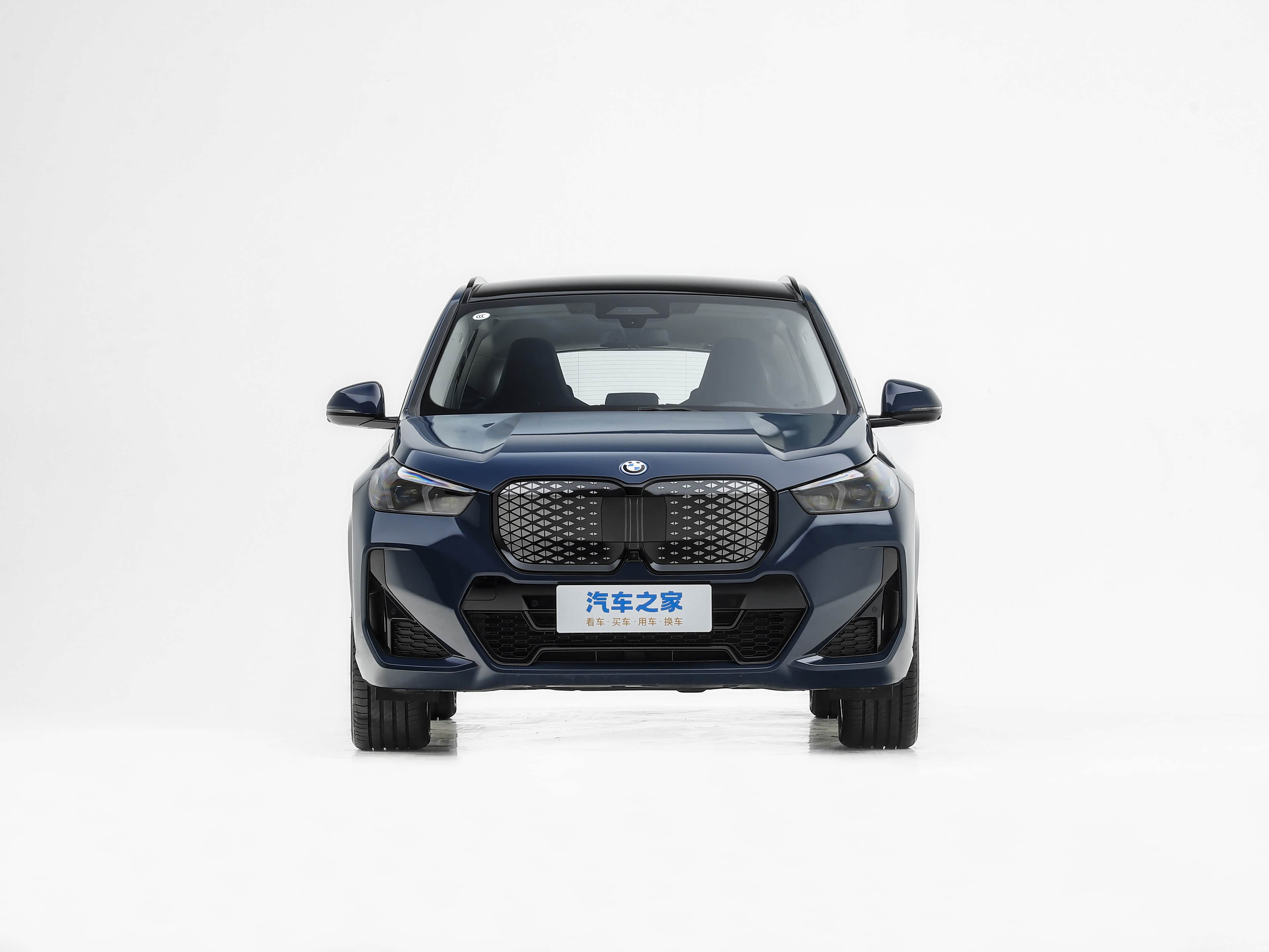 BMW iX1, миниатюра 2