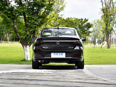 2026�� L 300TSI DSG ������