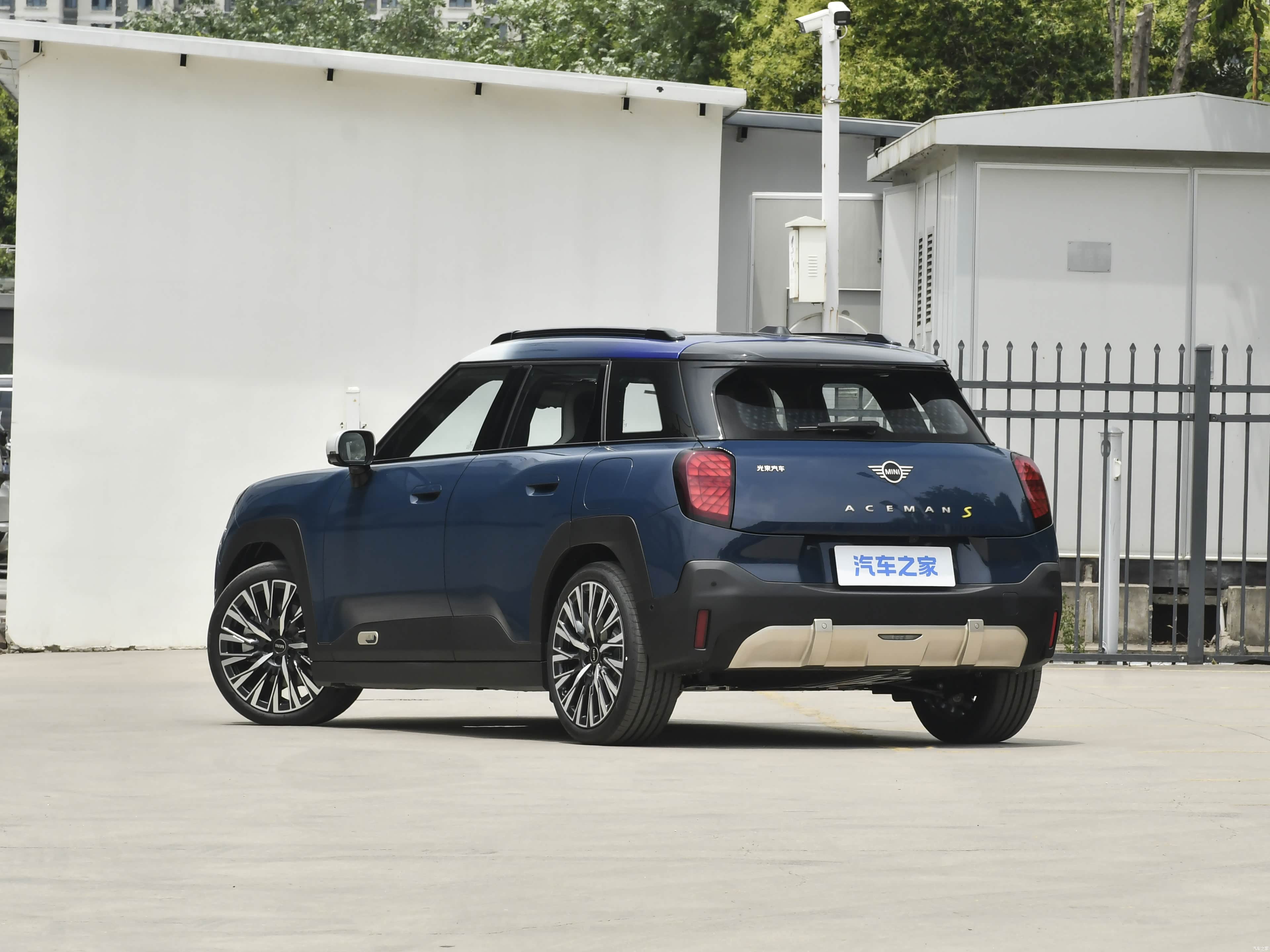 MINI Aceman, миниатюра 5