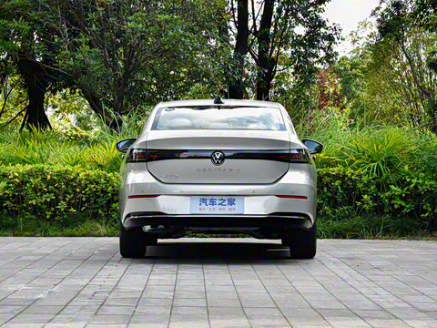 2026�� L 300TSI DSG ������