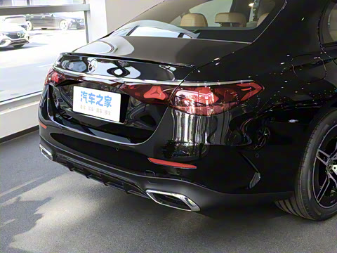 2026�� E 300 ʱ�����˶���