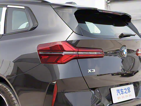 2025�� M50 xDrive