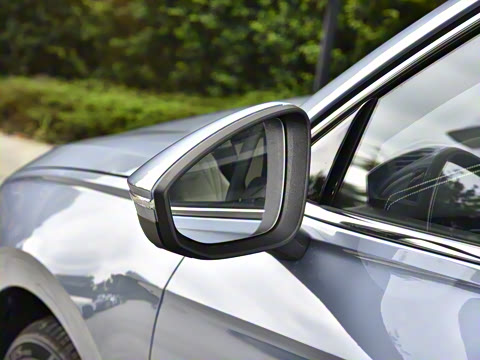 2026�� L 300TSI DSG ������