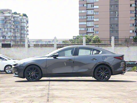 2025�� 2.0L �Զ���ҫ��