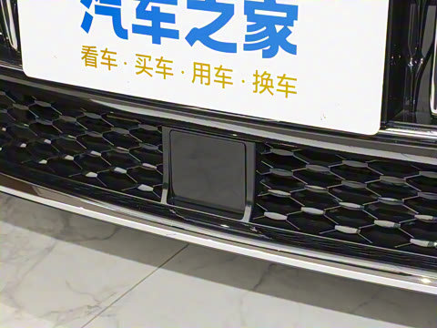 2024�� 4.0T V8��