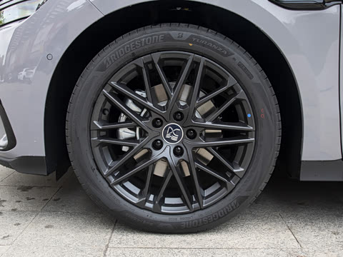 2026�� EV �Ǽݰ� 705KM���������