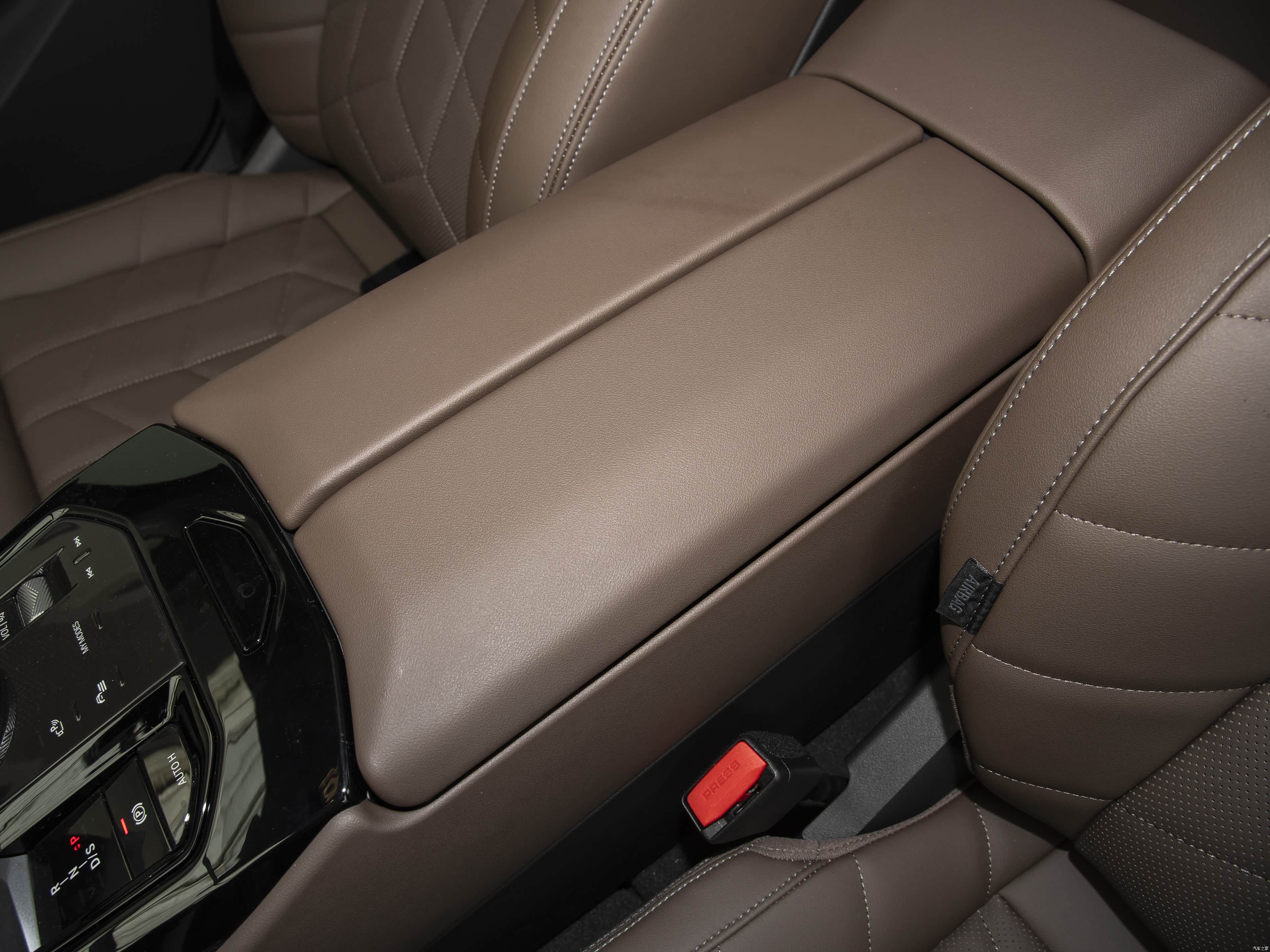 BMW 5 Series, миниатюра 28
