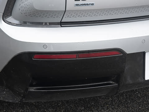 2026�� �콢quattro��