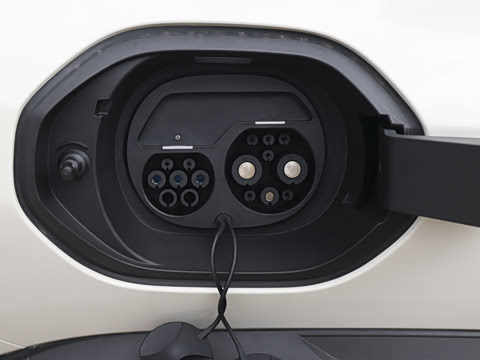2026�� 565KM ���������