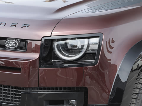 2026�� 110 3.0T P400 �����ر��