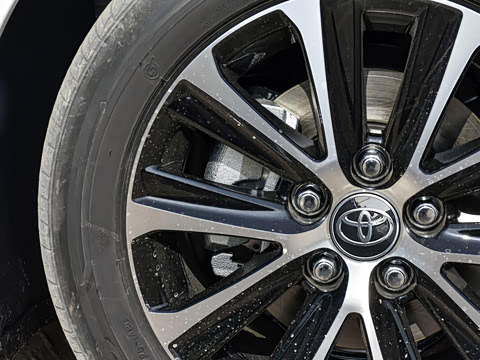 2026�� ����L ���ܵ��˫�� 1.8L ���Ȱ�