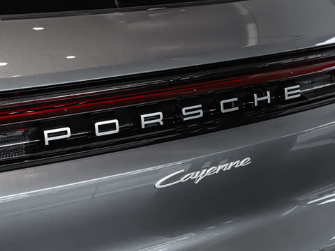 2025�� Cayenne 3.0T ���ΰ�