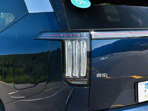 2025�� �Ŀ� 350 Max���������״��