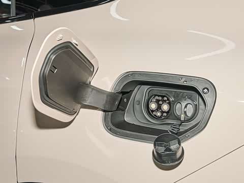 2025�� 670 Pro��