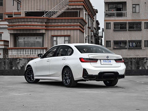 2026�� 330Li ������ M�˶���ҹ��װ