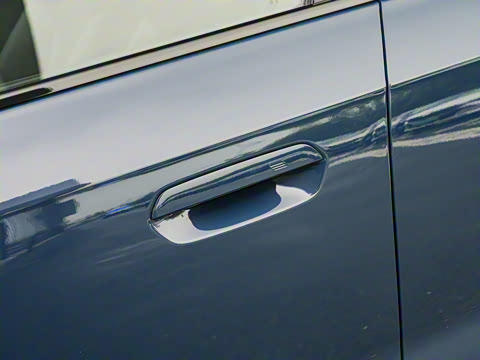 2025�� xDrive25Li M�˶���ҹ��װ