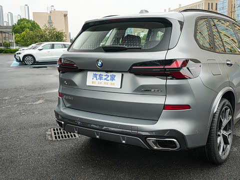 2025�� xDrive 30Li ������M�˶���ҹ��װ