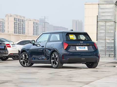 2025�� 463km COOPER SE ������