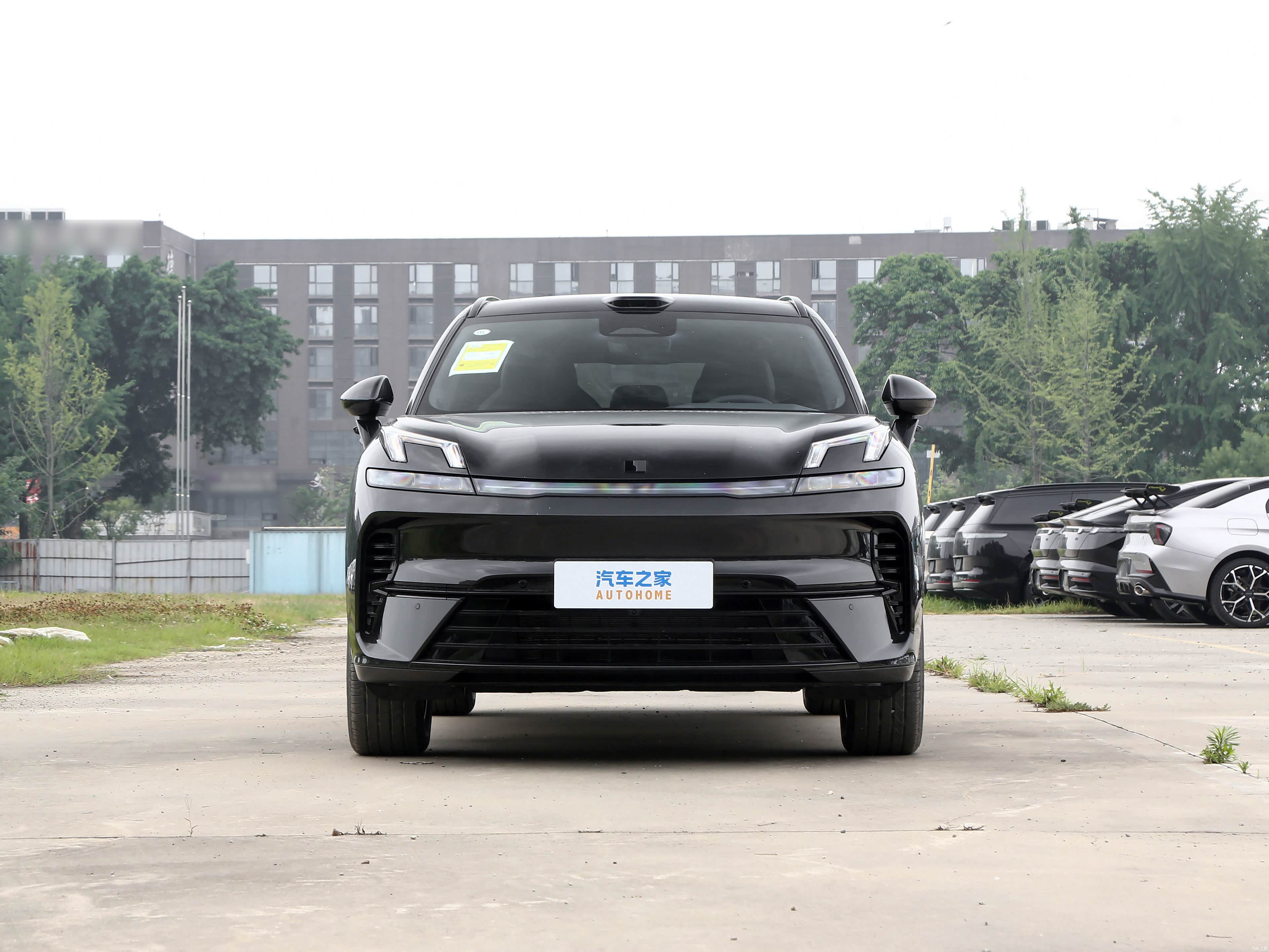 Lynk & Co 08, миниатюра 10
