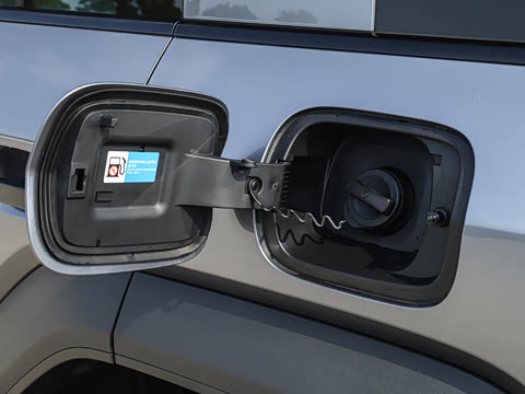 2026�� 210KM ����Max��