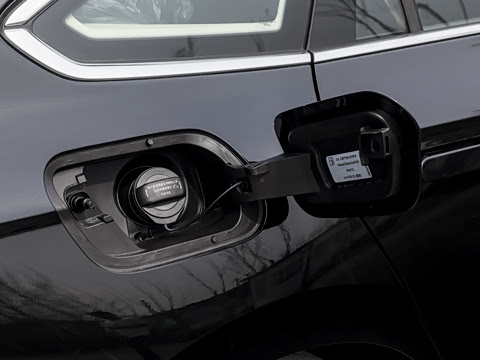 2026�� L 300TSI DSG ������