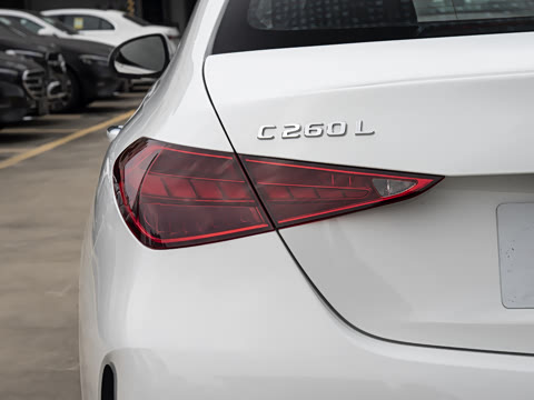 2026�� �Ŀ� C 260 L �˶��ر��