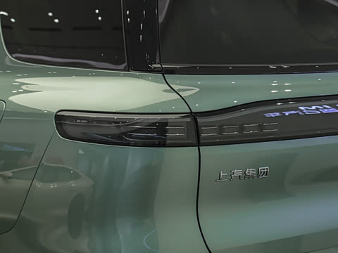 2026�� 66 Ultra ����������