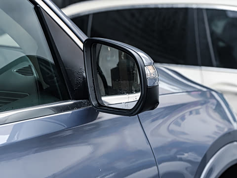 2025�� �Ŀ� GLE 450 4MATIC ������