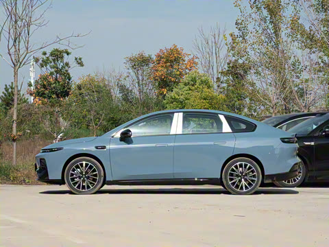 2025�� 650������