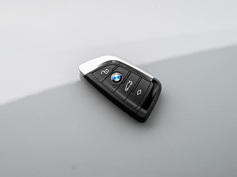 2026�� 430i M�˶���ҹ��װ