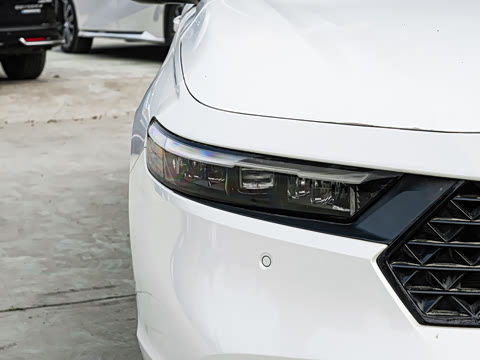 2025�� 2.0L e:PHEV ����